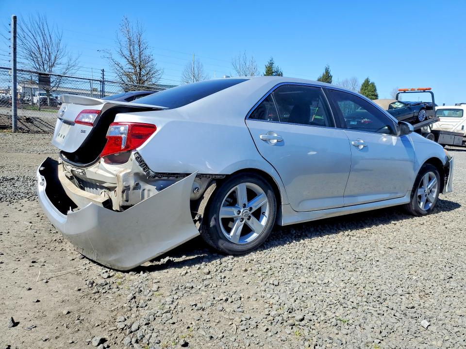 47909326 :رقم المزاد ، 4T1BF1FK3CU032472 vin ، 2012 Toyota Camry مزاد بيع