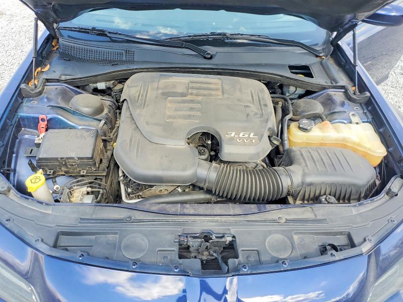 Продажа на аукционе авто 2015 Chrysler 300, vin: 2C3CCABG3FH922579, номер лота: 41584266