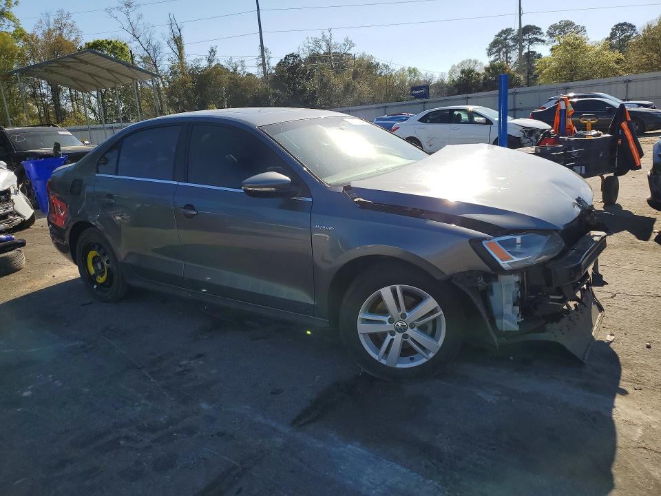 46173046 :رقم المزاد ، 3VW637AJ0EM230673 vin ، 2014 Volkswagen Jetta مزاد بيع