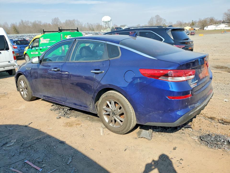 2019 Kia Optima მანქანა იყიდება აუქციონზე, vin: 5XXGT4L30KG303803, აუქციონის ნომერი: 47623466