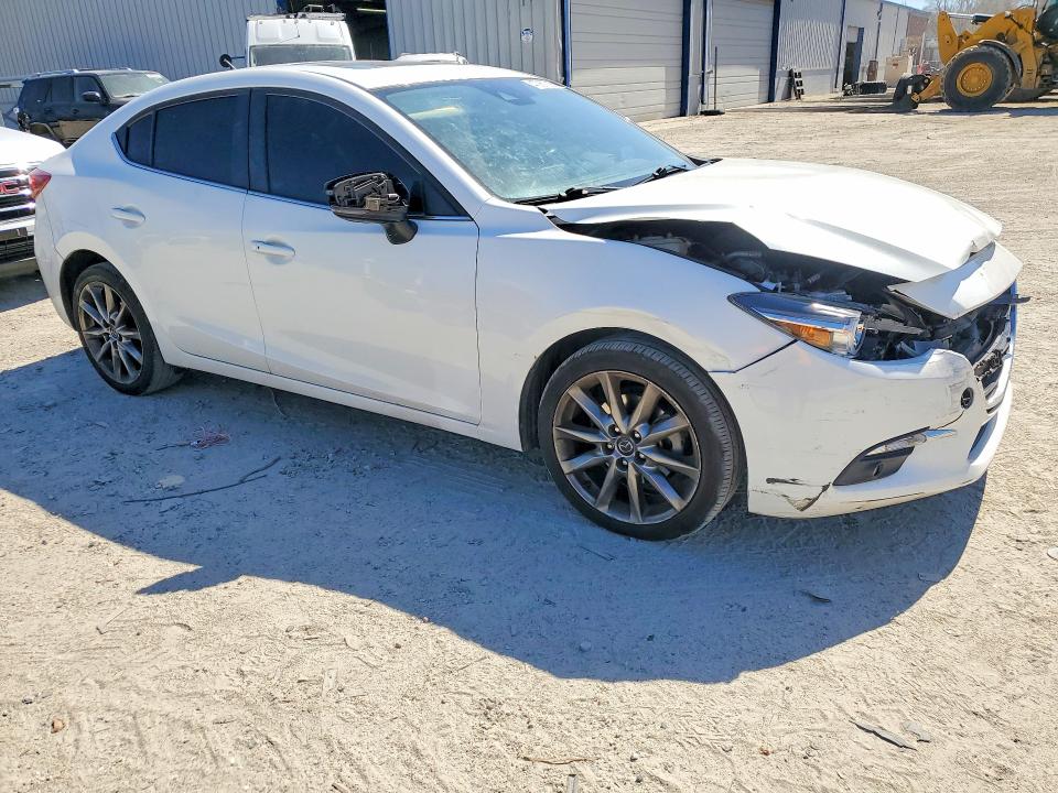 Aukcja sprzedaży 2018 Mazda 3, vin: 3MZBN1W32JM217272, numer aukcji: 47067736
