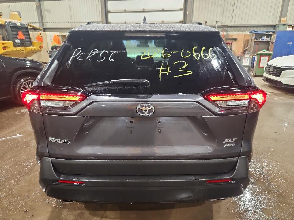 Продаж на аукціоні авто 2022 Toyota Rav4, vin: 2T3R1RFV7NC281598, номер лоту: 47038236