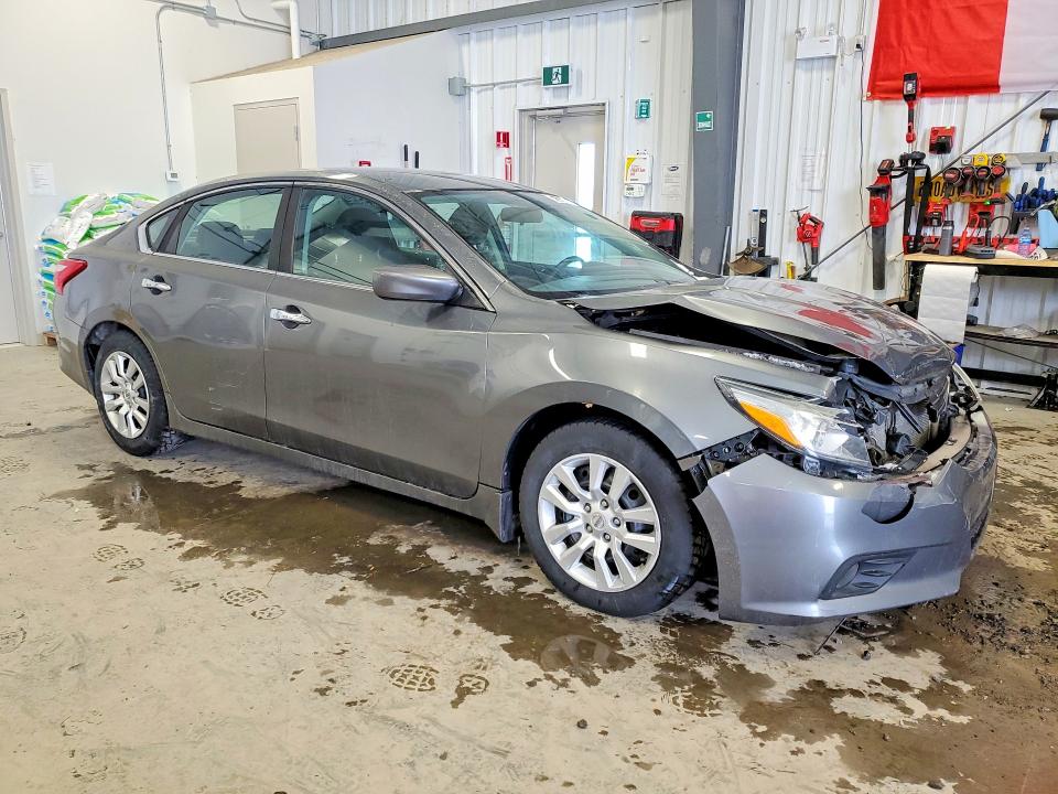46092676 :رقم المزاد ، 1N4AL3AP2GN310694 vin ، 2016 Nissan Altima مزاد بيع