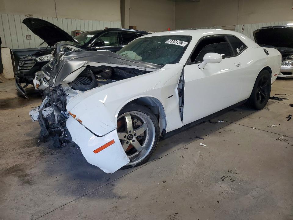 2016 Dodge Challenger მანქანა იყიდება აუქციონზე, vin: 2C3CDZBT7GH232599, აუქციონის ნომერი: 41701506