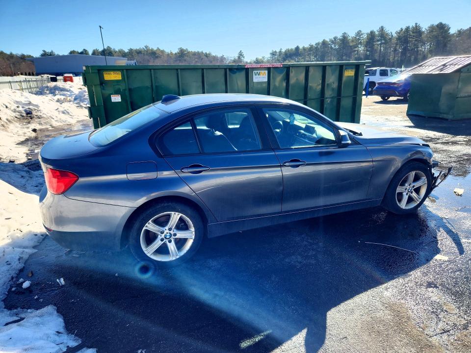 41999736 :رقم المزاد ، WBA3B5C59EP652753 vin ، 2014 Bmw 328 مزاد بيع