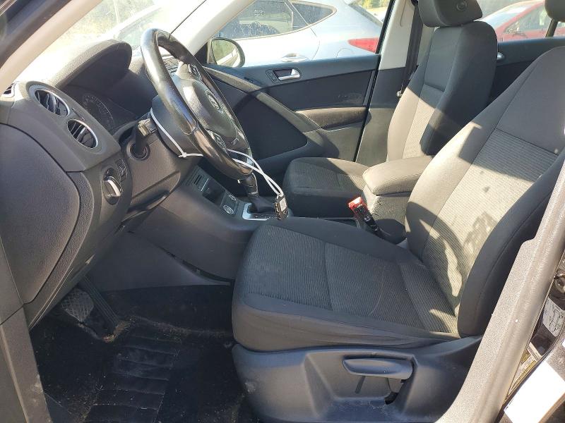 2018 Volkswagen Tiguan Limited მანქანა იყიდება აუქციონზე, vin: WVGAV7AX9JK000476, აუქციონის ნომერი: 45915026