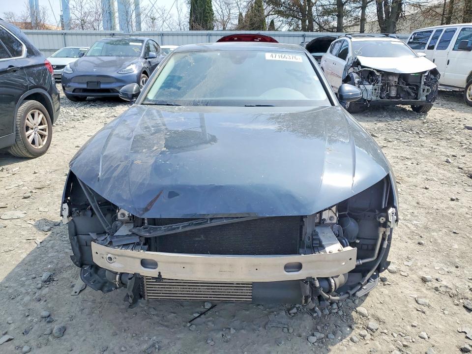 Продажа на аукционе авто 2017 Audi A4, vin: WAUANAF44HN041135, номер лота: 47166376