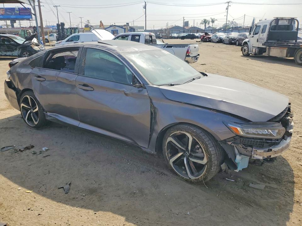 79687005 :رقم المزاد ، 1HGCV2F3XLA012085 vin ، 2020 Honda Accord مزاد بيع