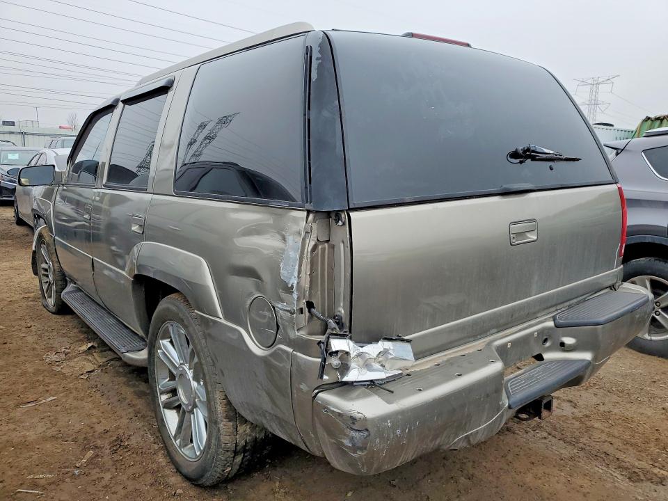 42076456 :رقم المزاد ، 1GYEK63R5YR219728 vin ، 2000 Cadillac Escalade مزاد بيع