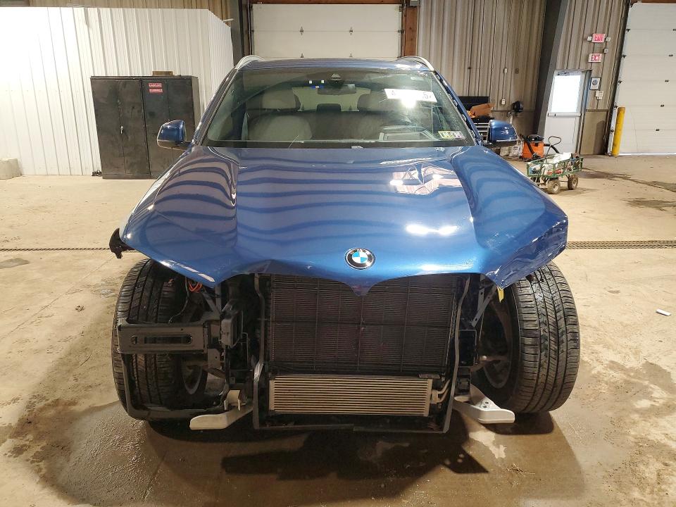 46843866 :رقم المزاد ، 5UXTA6C09M9F40944 vin ، 2021 Bmw X5 مزاد بيع