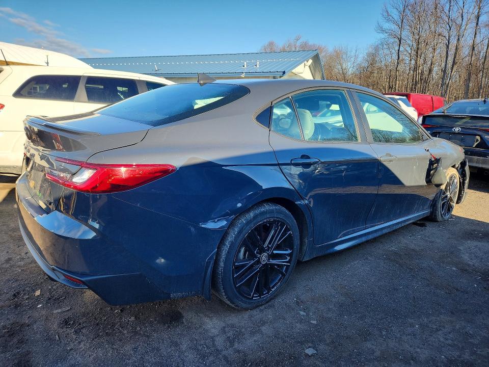 42031526 :رقم المزاد ، 4T1DAACK3SU009798 vin ، 2025 Toyota Camry مزاد بيع