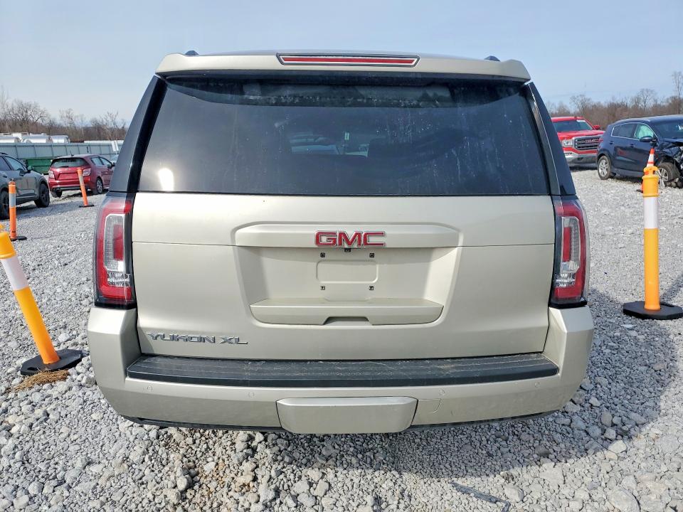 76059615 :رقم المزاد ، 1GKS2GKC2HR111115 vin ، 2017 Gmc Yukon Xl مزاد بيع