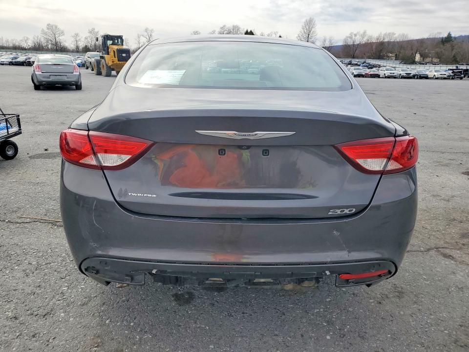 Продажа на аукционе авто 2016 Chrysler 200, vin: 1C3CCCAB6GN123762, номер лота: 79481225