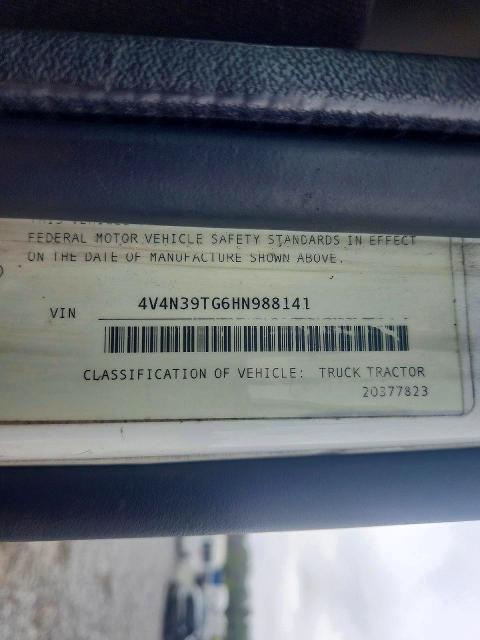 77500065 :رقم المزاد ، 4V4N39TG6HN988141 vin ، 2017 Volvo Vnl مزاد بيع