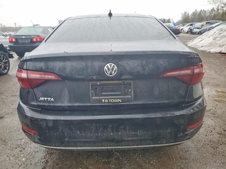 79843025 :رقم المزاد ، 3VWE57BU7MM040866 vin ، 2021 Volkswagen Jetta Highline 1.4 T مزاد بيع