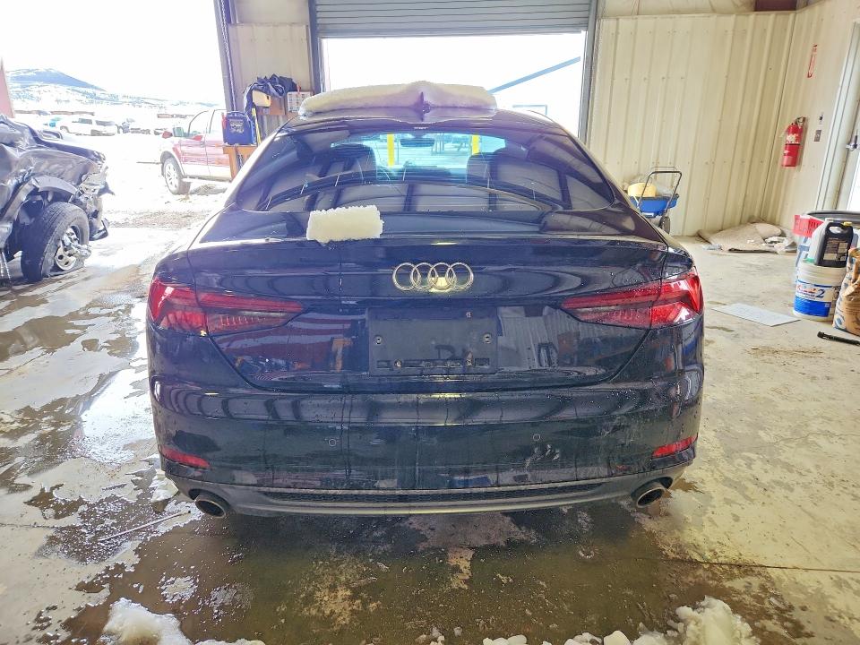 46199426 :رقم المزاد ، WAUENCF55JA046024 vin ، 2018 Audi A5 مزاد بيع