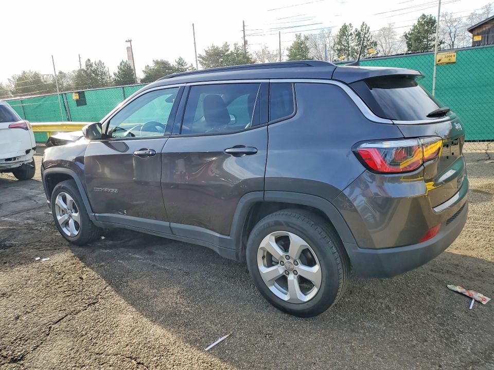 46878766 :رقم المزاد ، 3C4NJCBB9HT647630 vin ، 2017 Jeep Compass مزاد بيع