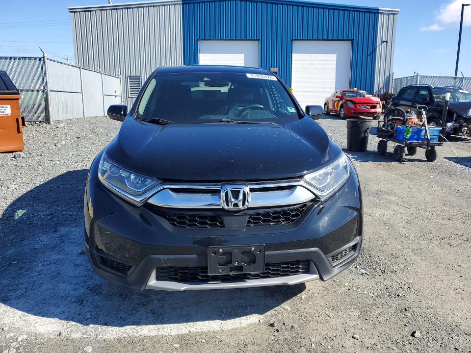 41955476 :رقم المزاد ، 2HKRW2H25HH102738 vin ، 2017 Honda Cr-v مزاد بيع