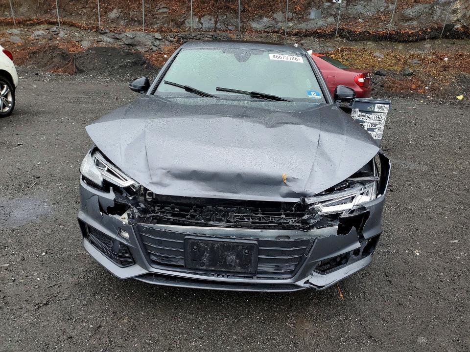 Продажа на аукционе авто 2018 Audi A4, vin: WAUENAF47JA055433, номер лота: 46673106