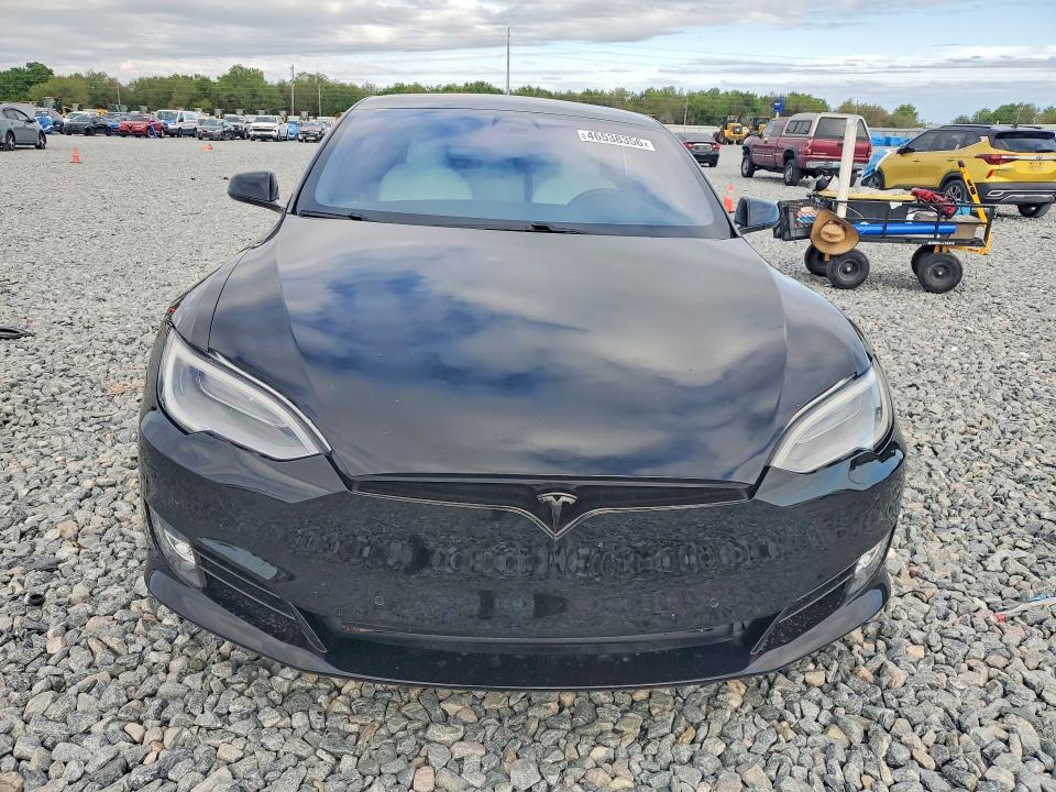 46538356 :رقم المزاد ، 5YJSA1E26LF412404 vin ، 2020 Tesla Model S مزاد بيع