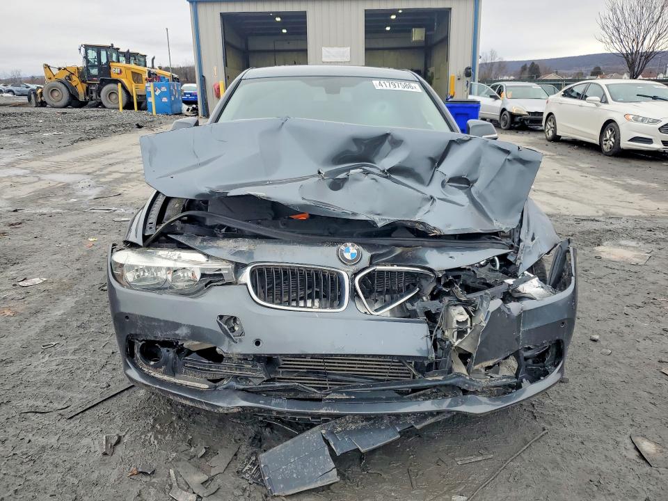 2016 Bmw 320 მანქანა იყიდება აუქციონზე, vin: WBA8E5G5XGNT41032, აუქციონის ნომერი: 41797586