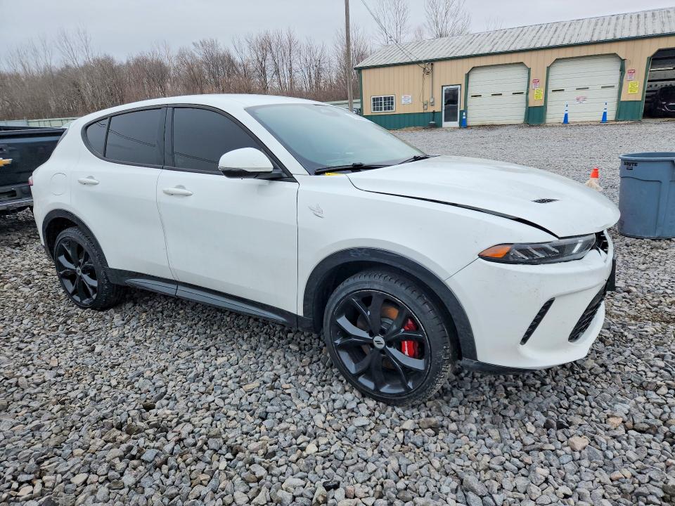 Продаж на аукціоні авто 2024 Dodge Hornet, vin: ZACPDFCW3R3A35698, номер лоту: 78353935