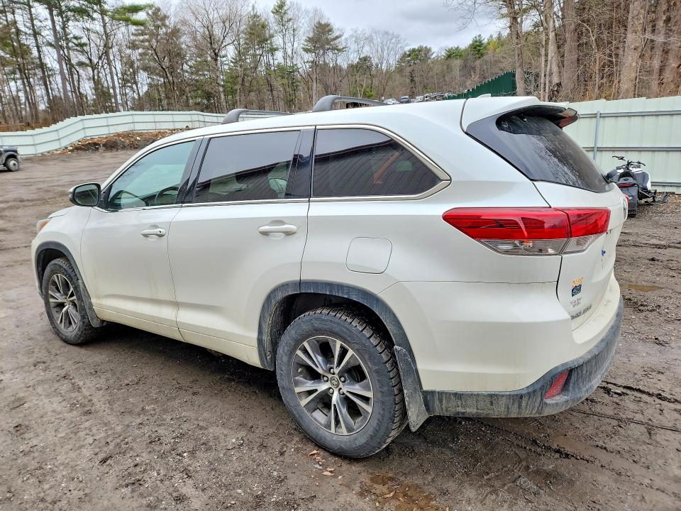 Продажа на аукционе авто 2017 Toyota Highlander, vin: 5TDBZRFH6HS378090, номер лота: 45498906