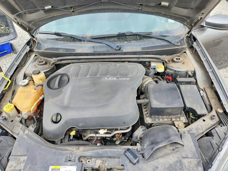 2013 Chrysler 200 მანქანა იყიდება აუქციონზე, vin: 1C3CCBBG1DN718230, აუქციონის ნომერი: 47240536