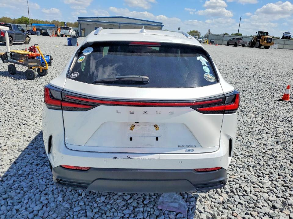 41836576 :رقم المزاد ، 2T2GGCEZ1NC011570 vin ، 2022 Lexus Nx 350 مزاد بيع