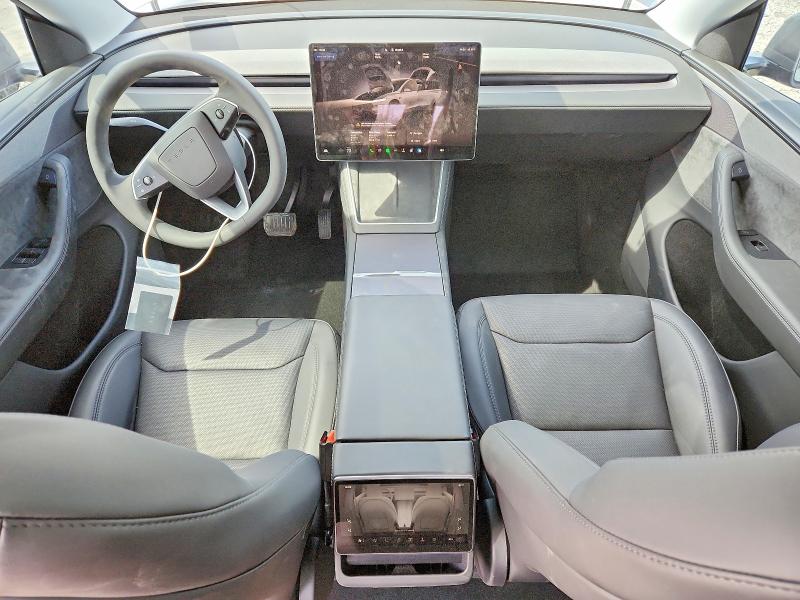 46236536 :رقم المزاد ، 7SAYGDED2TA605225 vin ، 2026 Tesla Model Y مزاد بيع