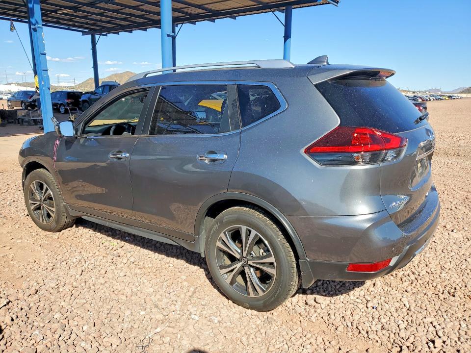 45443526 :رقم المزاد ، JN8AT2MT0LW009136 vin ، 2020 Nissan Rogue مزاد بيع