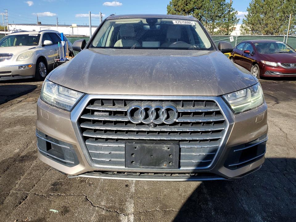 2019 Audi Q7 მანქანა იყიდება აუქციონზე, vin: WA1LHAF71KD018500, აუქციონის ნომერი: 47015086