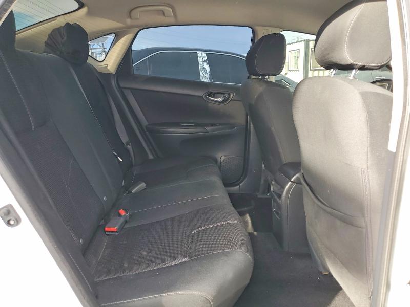 Продаж на аукціоні авто 2018 Nissan Sentra, vin: 3N1AB7AP6JY299524, номер лоту: 79783705