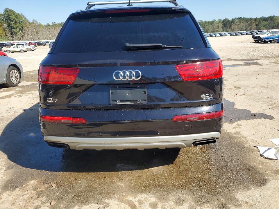 Продажа на аукционе авто 2018 Audi Q7, vin: WA1LAAF70JD000704, номер лота: 46236326