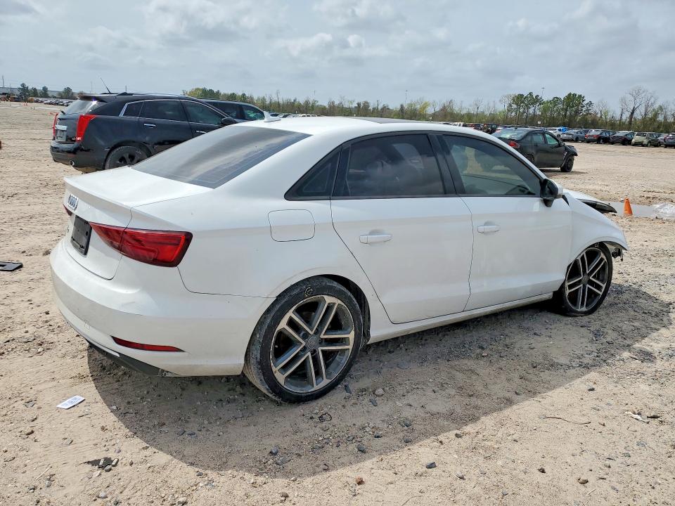 79956415 :رقم المزاد ، WAUAUGFF4H1040257 vin ، 2017 Audi A3 مزاد بيع