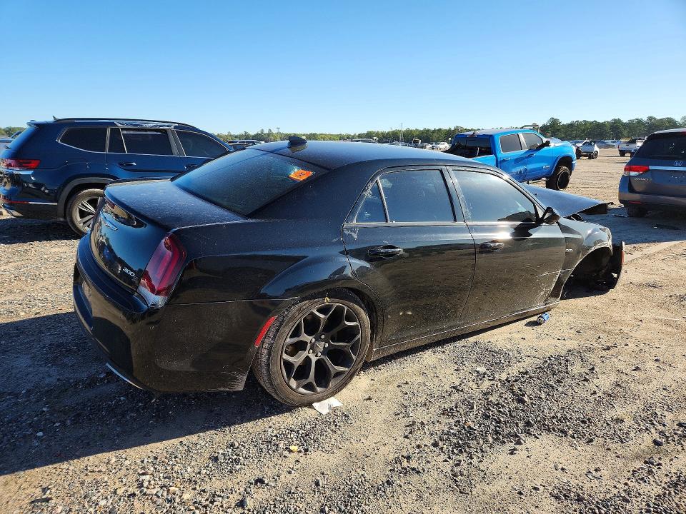 45915146 :رقم المزاد ، 2C3CCABG9KH655281 vin ، 2019 Chrysler 300 مزاد بيع
