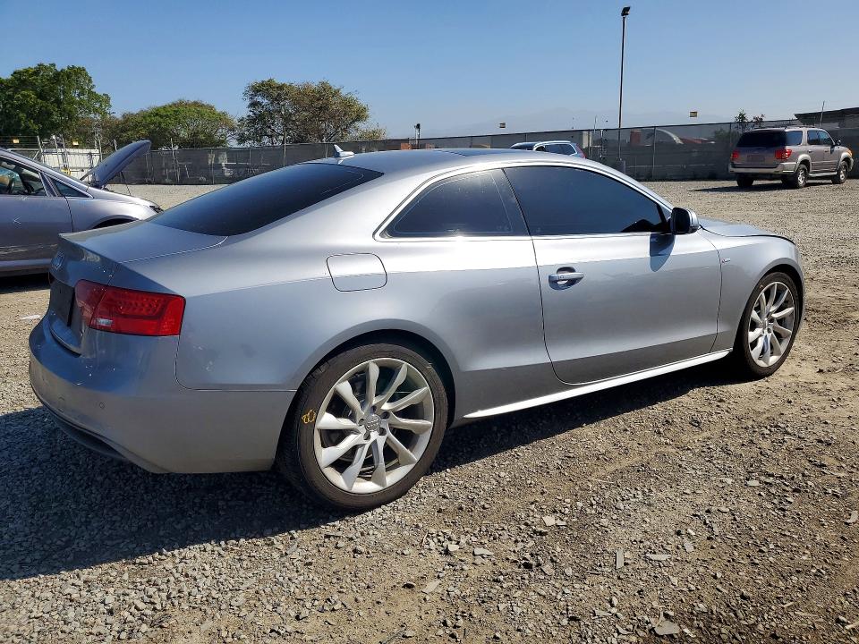 Продаж на аукціоні авто 2015 Audi A5, vin: WAUMFAFRXFA060217, номер лоту: 79489725