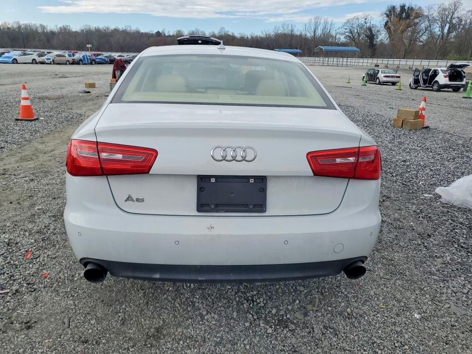 Продаж на аукціоні авто 2014 Audi A6, vin: WAUDFAFC7EN133658, номер лоту: 45671376