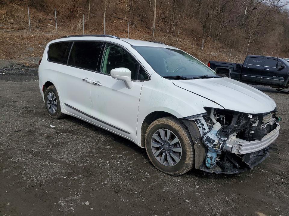 Продажа на аукционе авто 2020 Chrysler Pacifica, vin: 2C4RC1EG0LR143115, номер лота: 46117306