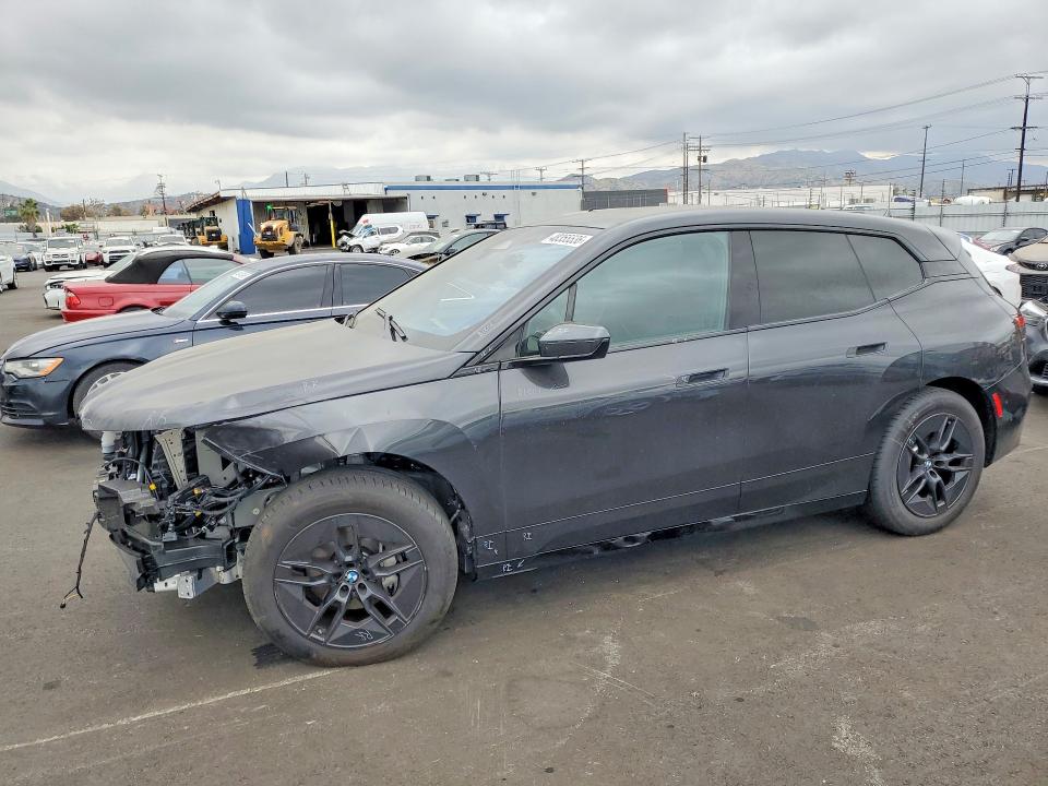 48355536 :رقم المزاد ، WB543CF06TCW50483 vin ، 2026 Bmw Ix مزاد بيع
