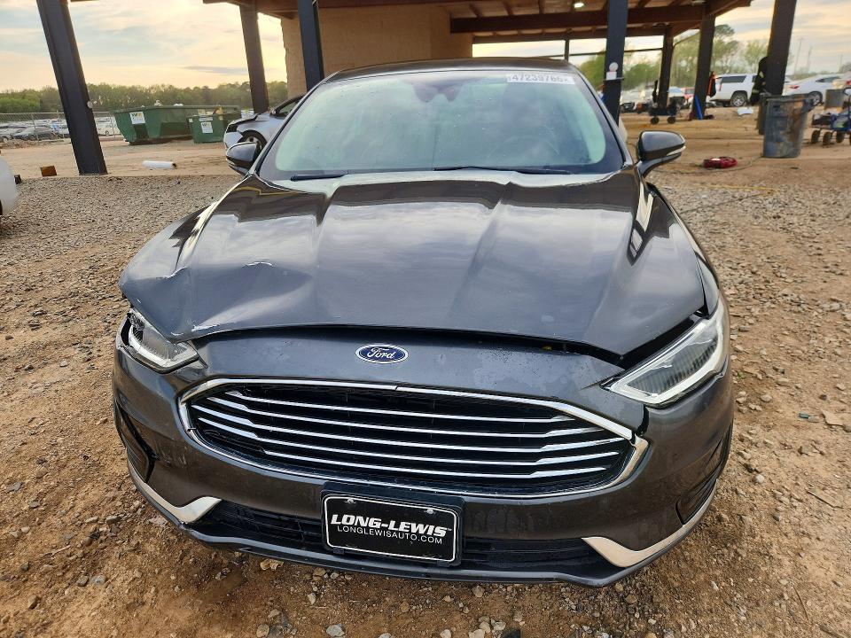 47239766 :رقم المزاد ، 3FA6P0MU1KR253971 vin ، 2019 Ford Fusion مزاد بيع