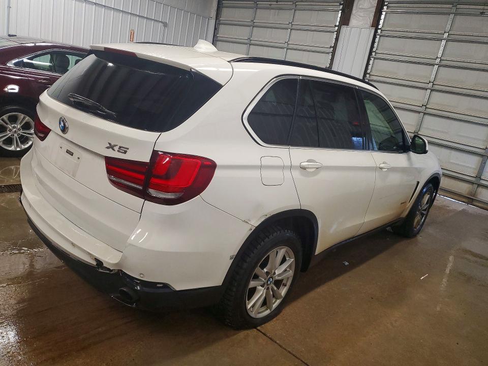 Продажа на аукционе авто 2015 Bmw X5, vin: 5UXKR0C52F0K55729, номер лота: 46521736