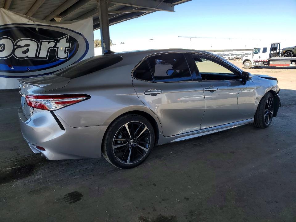 2020 Toyota Camry მანქანა იყიდება აუქციონზე, vin: 4T1KZ1AK3LU036021, აუქციონის ნომერი: 79474695