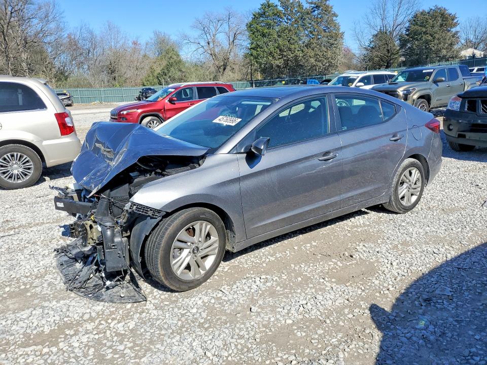 2020 Hyundai Elantra მანქანა იყიდება აუქციონზე, vin: 5NPD84LF2LH524615, აუქციონის ნომერი: 45760996