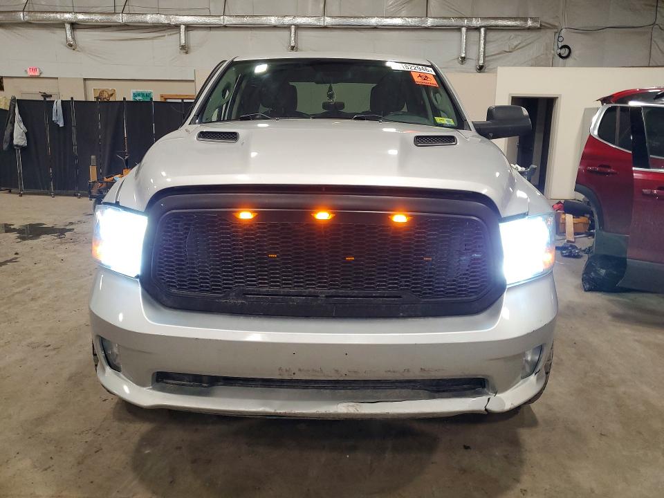 41822946 :رقم المزاد ، 1C6RR7FT1ES199053 vin ، 2014 Ram 1500 مزاد بيع