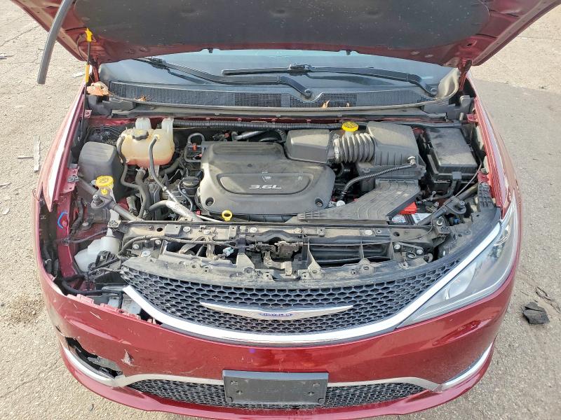 41889696 :رقم المزاد ، 2C4RC1EG8HR839843 vin ، 2017 Chrysler Pacifica مزاد بيع
