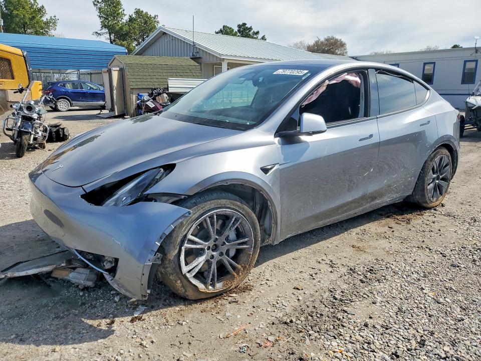 79770295 :رقم المزاد ، 7SAYGAEE2RF168846 vin ، 2024 Tesla Model Y مزاد بيع