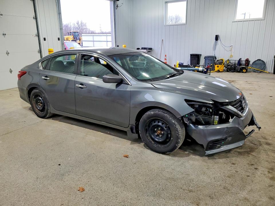 47392776 :رقم المزاد ، 1N4AL3AP1JC284009 vin ، 2018 Nissan Altima مزاد بيع