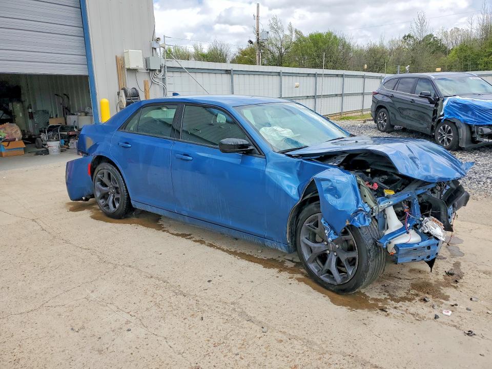 Продажа на аукционе авто 2020 Chrysler 300, vin: 2C3CCAAG2LH175473, номер лота: 47552456