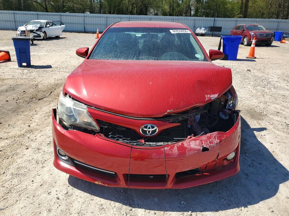 46855656 :رقم المزاد ، 4T1BF1FK5CU562801 vin ، 2012 Toyota Camry مزاد بيع